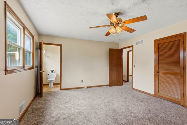 271 Sabrina Court, Woodstock, GA 30188