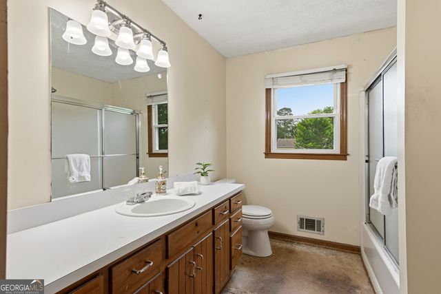 271 Sabrina Court, Woodstock, GA 30188