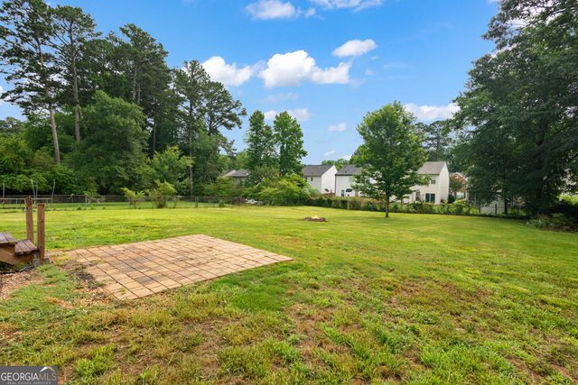 271 Sabrina Court, Woodstock, GA 30188