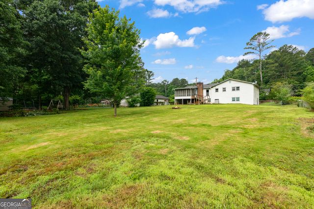 271 Sabrina Court, Woodstock, GA 30188