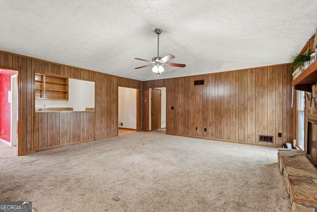 271 Sabrina Court, Woodstock, GA 30188