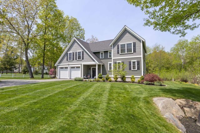 6 Betty Lane, Stratham, NH 03885