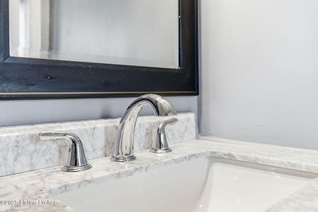 1365 Cypress St, Louisville, KY 40211