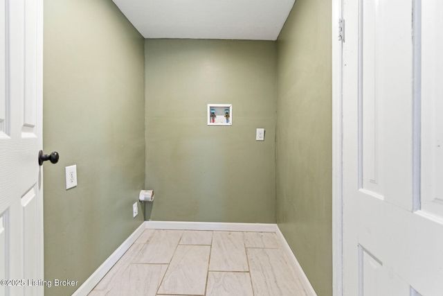 1365 Cypress St, Louisville, KY 40211