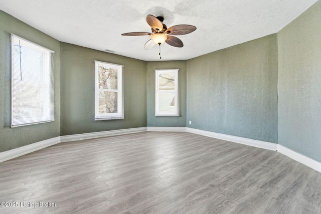 1365 Cypress St, Louisville, KY 40211