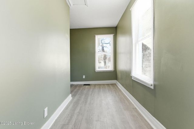 1365 Cypress St, Louisville, KY 40211