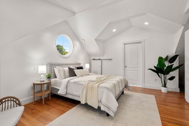 1844 Main St, Concord, MA 01742