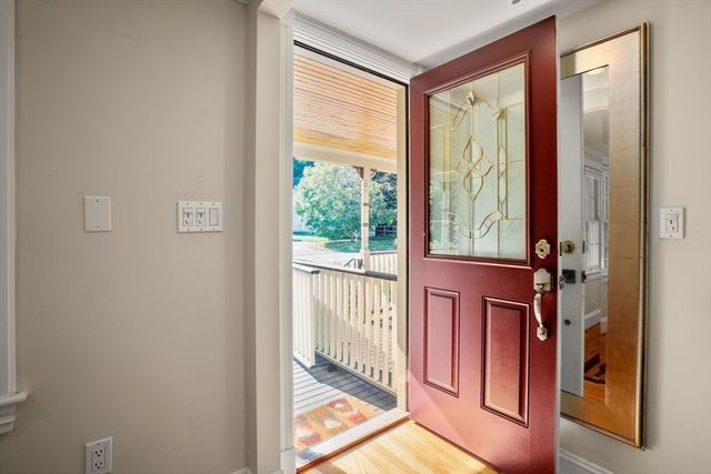 1844 Main St, Concord, MA 01742