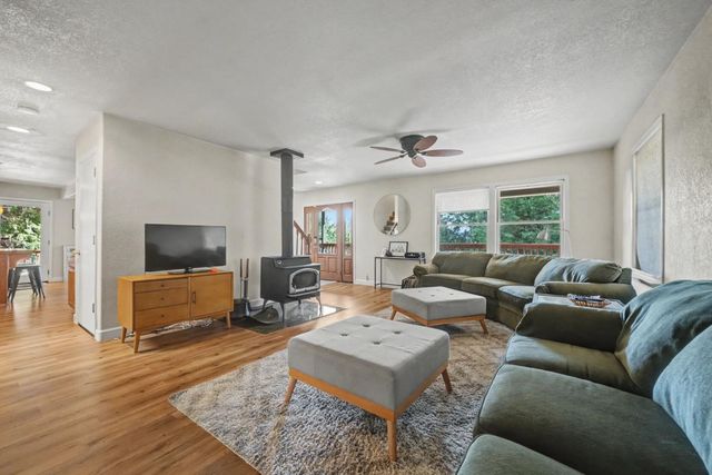 18720 Circle View Dr, Pioneer, CA 95666