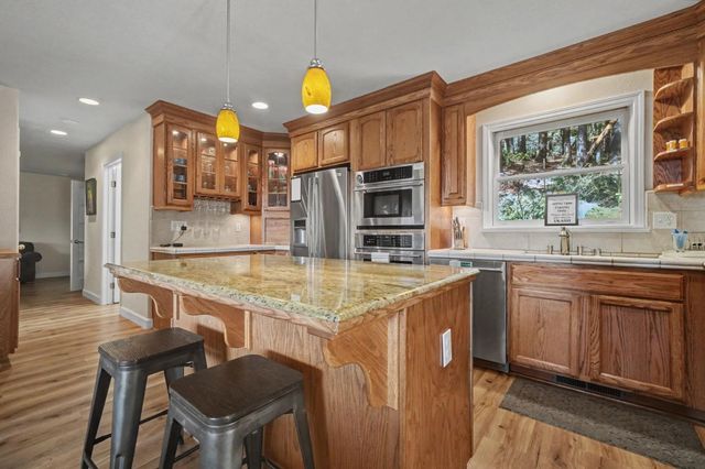 18720 Circle View Dr, Pioneer, CA 95666