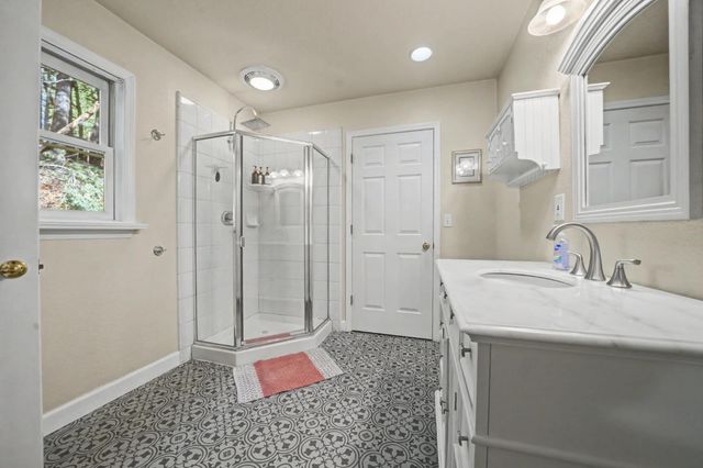 18720 Circle View Dr, Pioneer, CA 95666