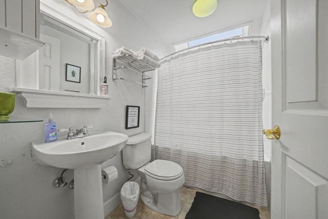 18720 Circle View Dr, Pioneer, CA 95666