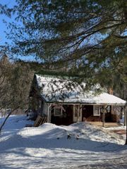 1302 VT ROUTE 109, Waterville, VT 05492