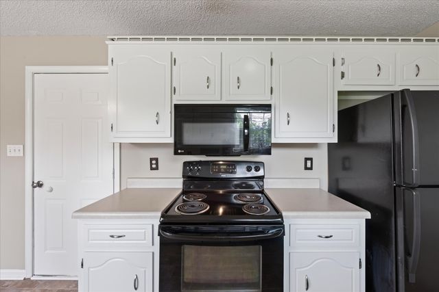 3723 Heather Drive, Clarksville, TN 37042