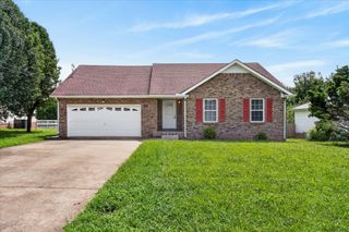 3723 Heather Drive, Clarksville, TN 37042