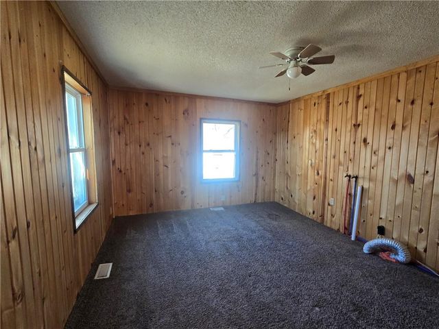 412 N Folger Street, Carrollton, MO 64633