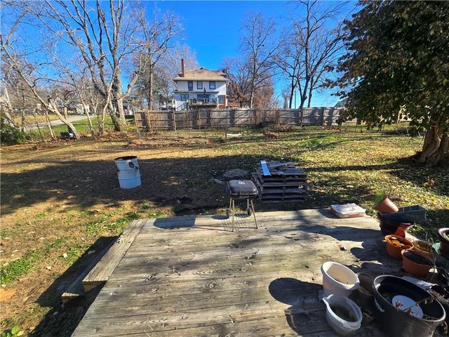 412 N Folger Street, Carrollton, MO 64633