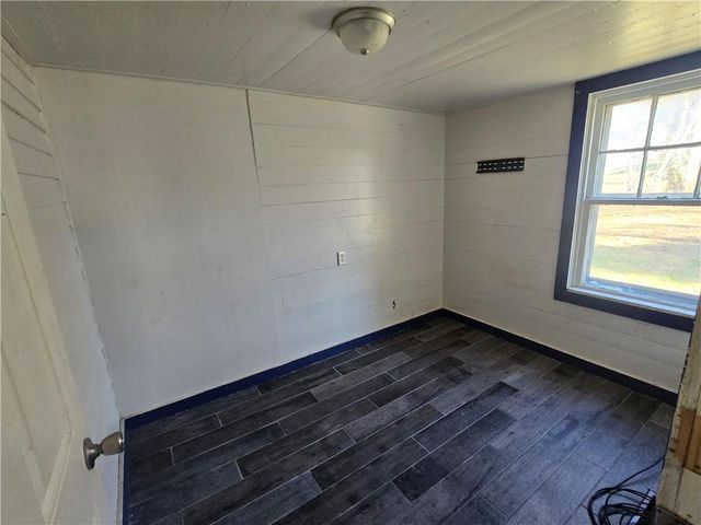 412 N Folger Street, Carrollton, MO 64633