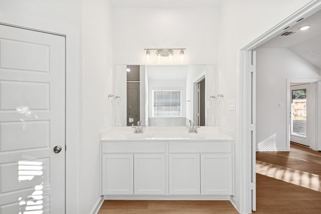 957 Garden Path Drive, Willis, TX 77378