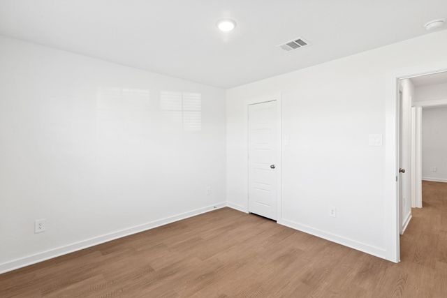 957 Garden Path Drive, Willis, TX 77378