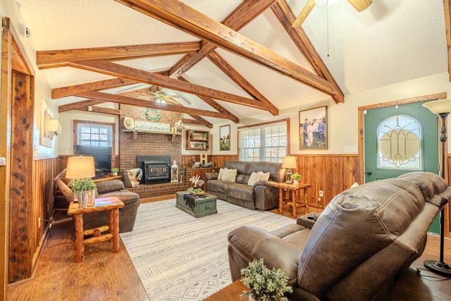 2098 Spain Rd, Cypress Inn, TN 38452