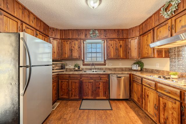 2098 Spain Rd, Cypress Inn, TN 38452