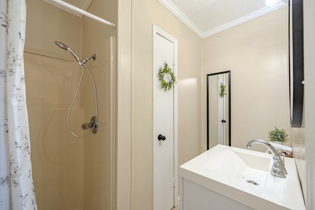 2098 Spain Rd, Cypress Inn, TN 38452