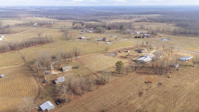 2098 Spain Rd, Cypress Inn, TN 38452