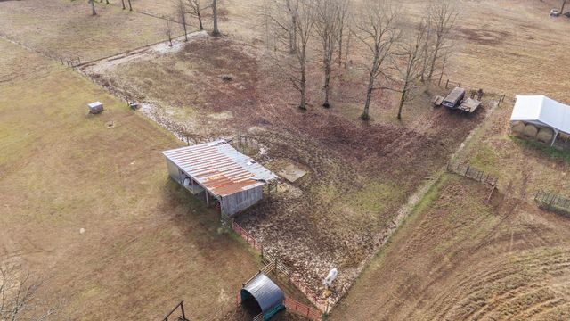 2098 Spain Rd, Cypress Inn, TN 38452