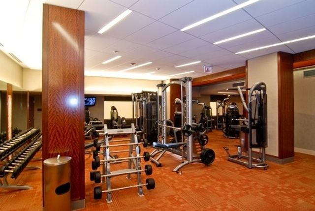 400 E RANDOLPH Street 2222, Chicago, IL 60601