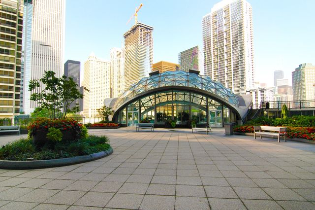 400 E RANDOLPH Street 2222, Chicago, IL 60601