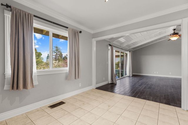 3410 Scenic Drive, Redding, CA 96001