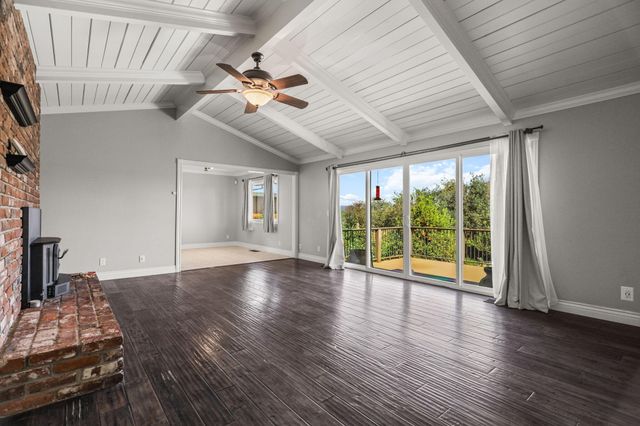 3410 Scenic Drive, Redding, CA 96001