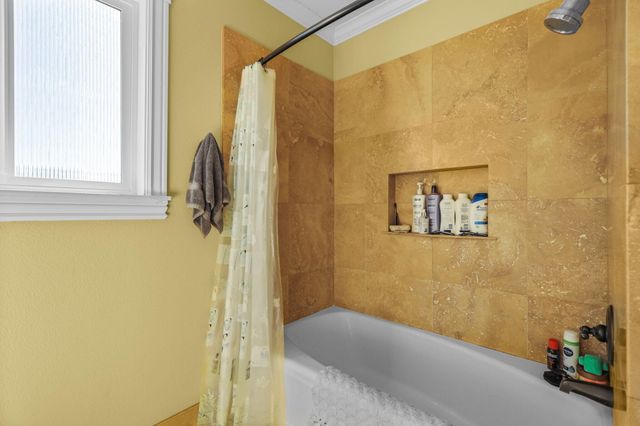 3410 Scenic Drive, Redding, CA 96001