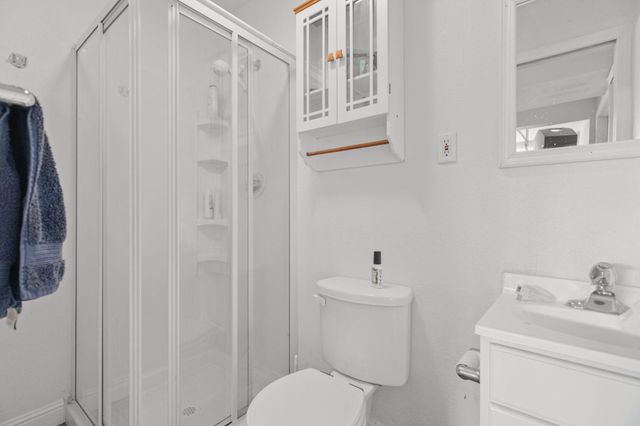 3410 Scenic Drive, Redding, CA 96001