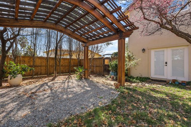 3410 Scenic Drive, Redding, CA 96001