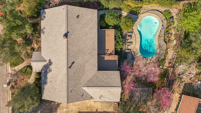 3410 Scenic Drive, Redding, CA 96001