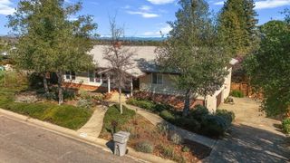 3410 Scenic Drive, Redding, CA 96001