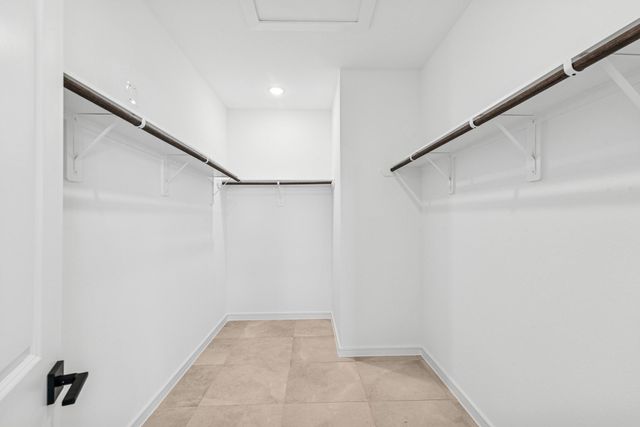 213 Dunovant Drive, Sealy, TX 77474