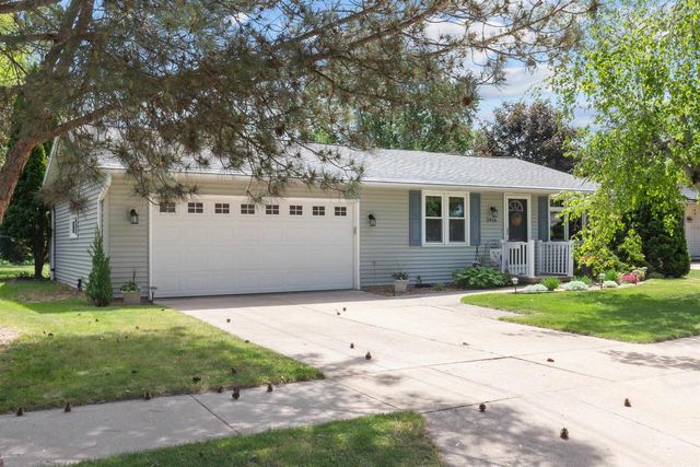 2416 N ELINOR STREET, Appleton, WI 54914