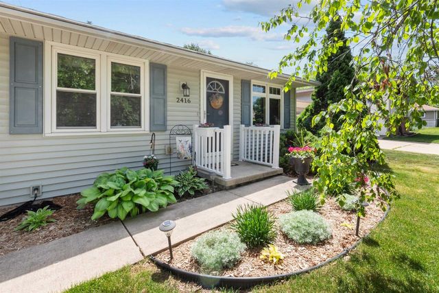 2416 N ELINOR STREET, Appleton, WI 54914