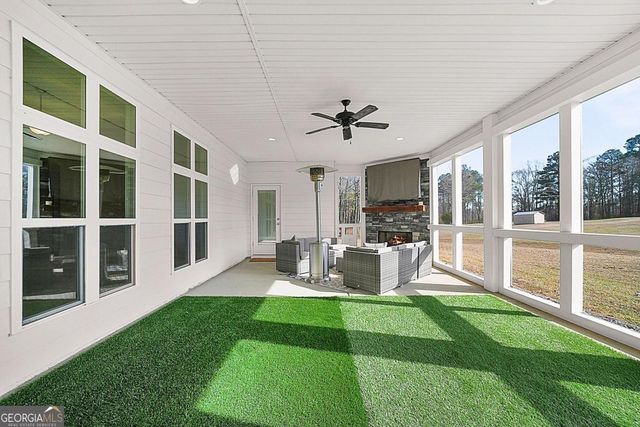 2519 Hog Liver Road, Carrollton, GA 30117