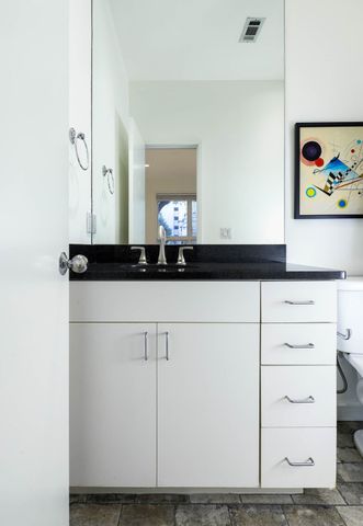 2910 Woodside Street, Dallas, TX 75204