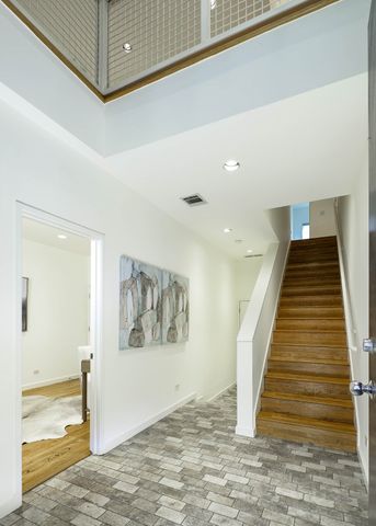 2910 Woodside Street, Dallas, TX 75204