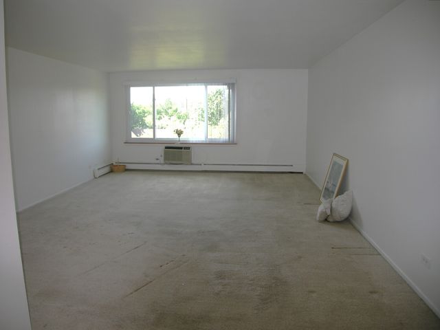 1216 S New Wilke Road 406, Arlington Heights, IL 60005