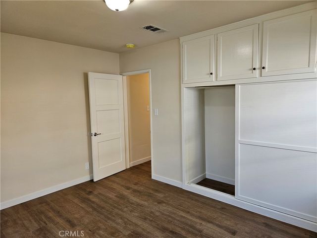 6907 White Oak, Reseda, CA 91335