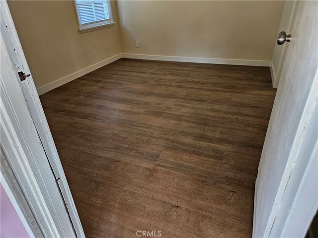 6907 White Oak, Reseda, CA 91335