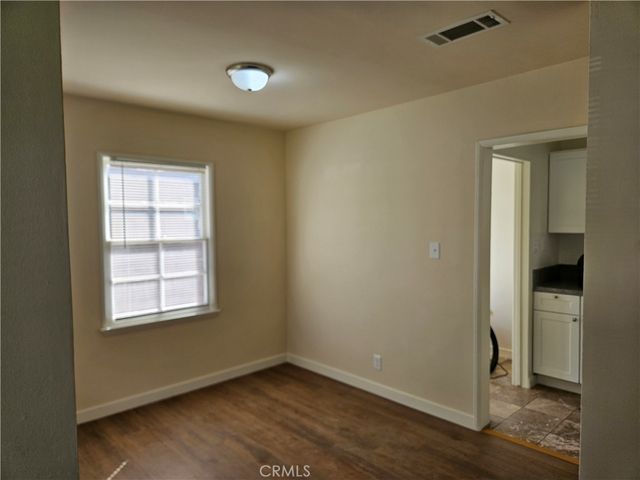 6907 White Oak, Reseda, CA 91335