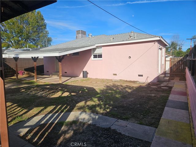 6907 White Oak, Reseda, CA 91335