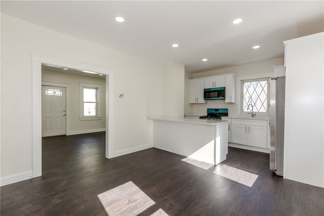 73 Maple Avenue, Johnston, RI 02919